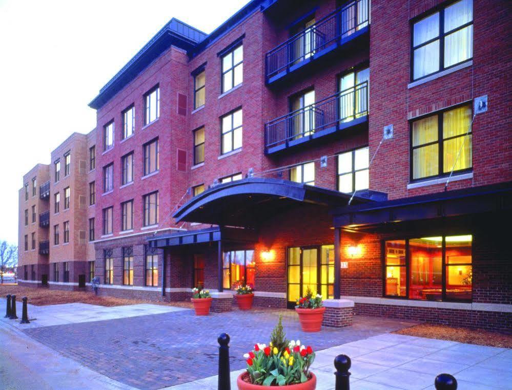 Residence Inn Minneapolis Downtown At The Depot Exterior photo